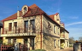 Szent Gyoergy Villa Apartmanhaz