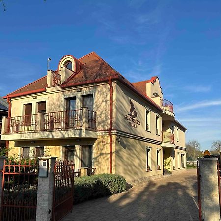 Szent Gyoergy Villa Apartmanhaz Héviz Zewnętrze zdjęcie